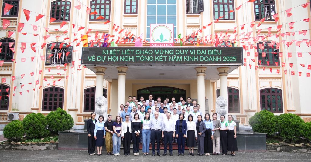 CÔNG TY CP NICOTEX TỔ CHỨC TỔNG KẾT NĂM 2025 VÀ PHƯƠNG HƯỚNG HOẠT ĐỘNG NĂM 2026 tap the chup anh